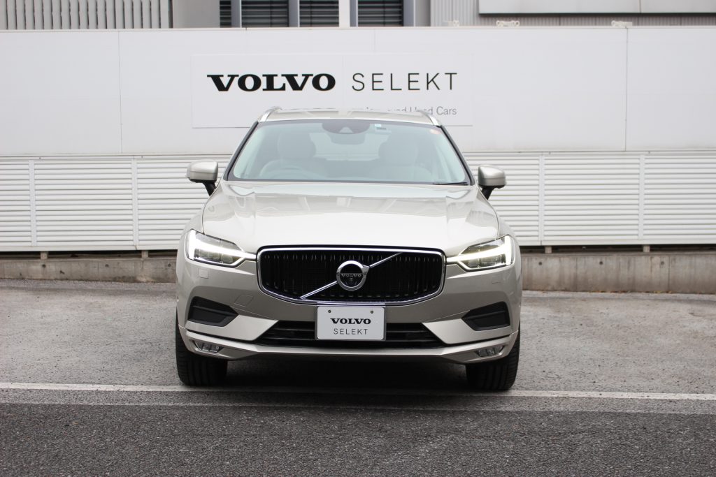 特選認定中古車のご案内「XC60 B5 AWD MOMENTUM」 | ボルボ・カー 千葉中央